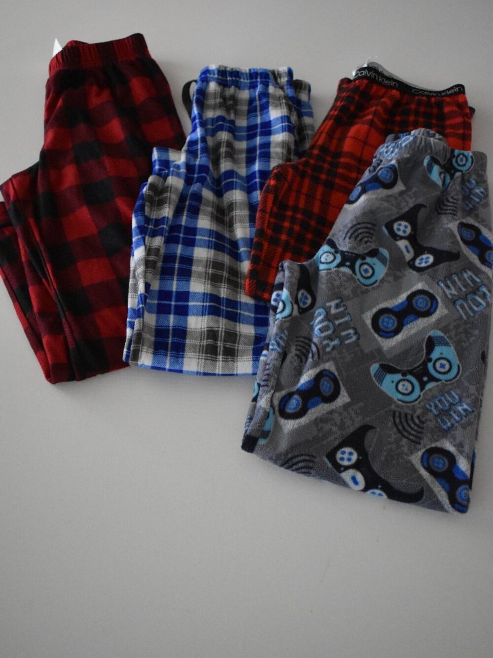 4-Pack Boys Pajama Lounge Pants Size Medium 10-12 Fleece Plaid Sleepwear Bundle